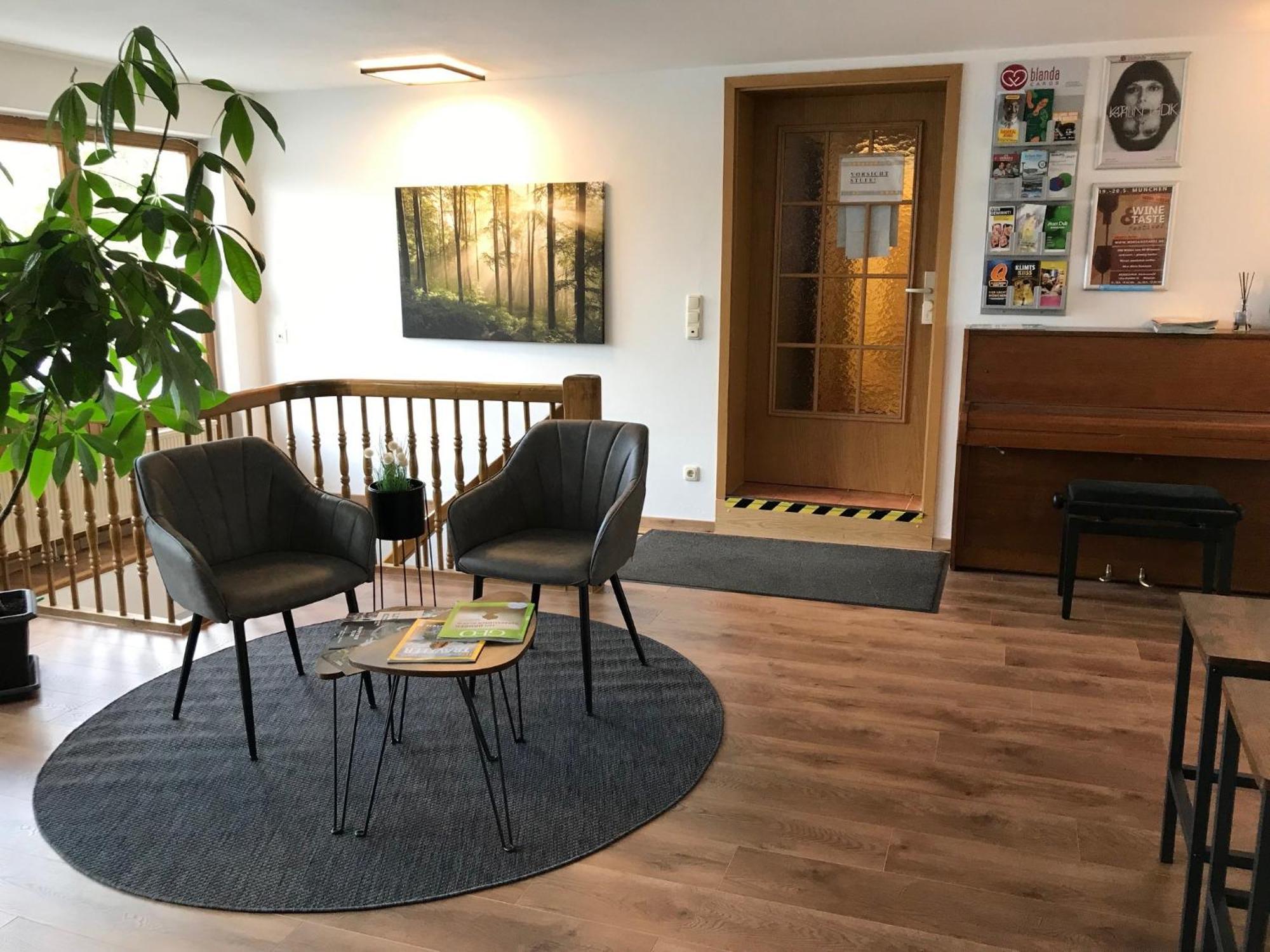 Abendruhe Hotel - Kontaktloser Check In Oberhaching Luaran gambar